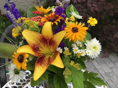 10 Weeks Fresh Flower Bouquet, Drop-off Bouquet Subscription